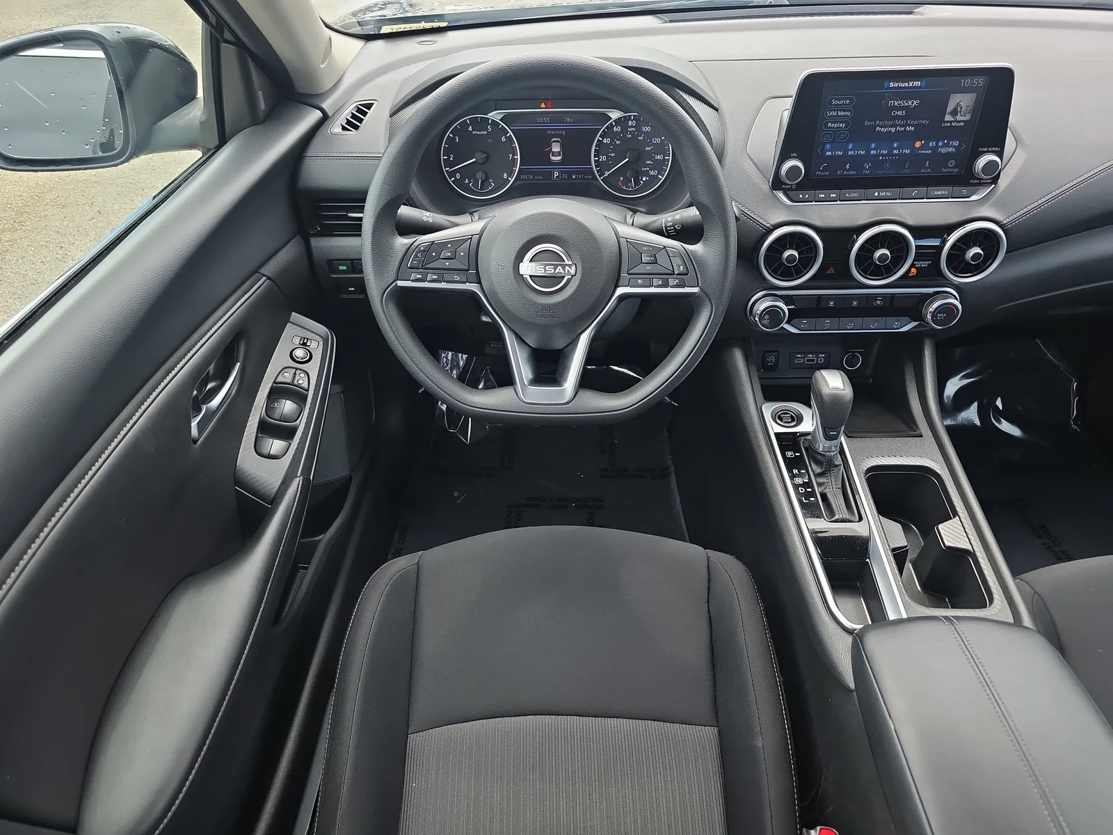 2025 Nissan Sentra SV photo 18