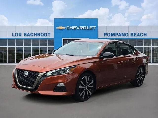 2022 Nissan Altima 2.5 SR photo 3