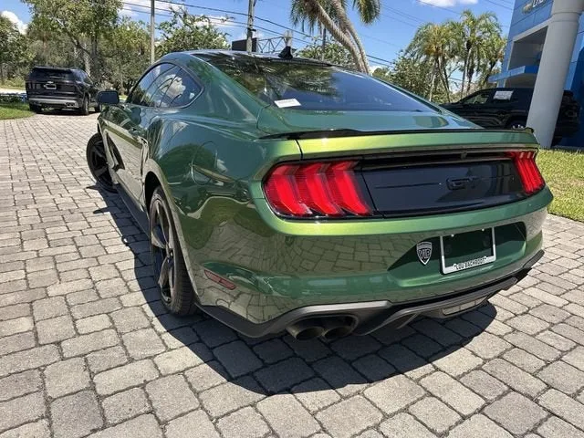 2022 Ford Mustang GT photo 12