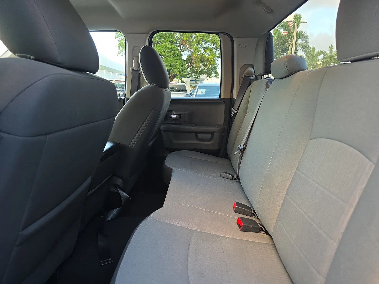 2024 RAM 1500 Classic SLT photo 16
