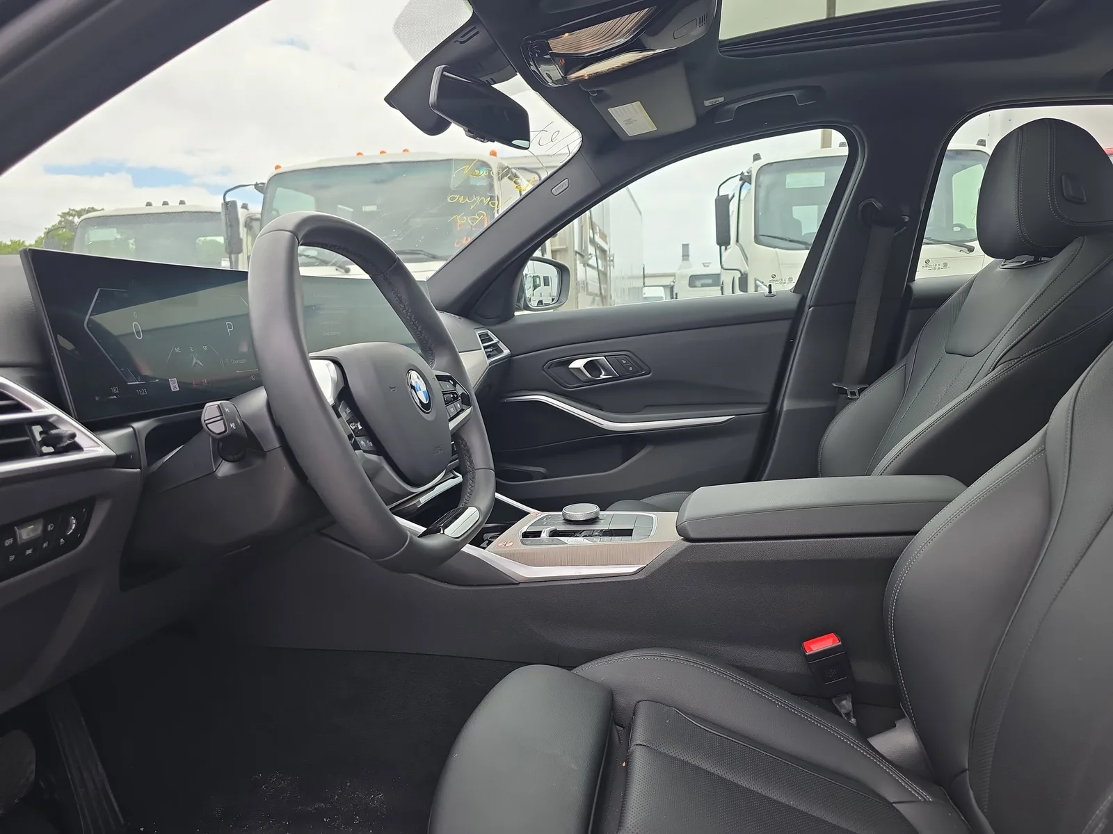 2025 BMW 3 Series 330i xDrive photo 27