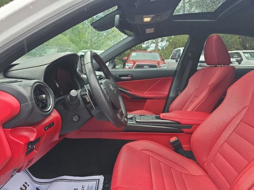 2023 Lexus IS IS 350 F SPORT photo 22