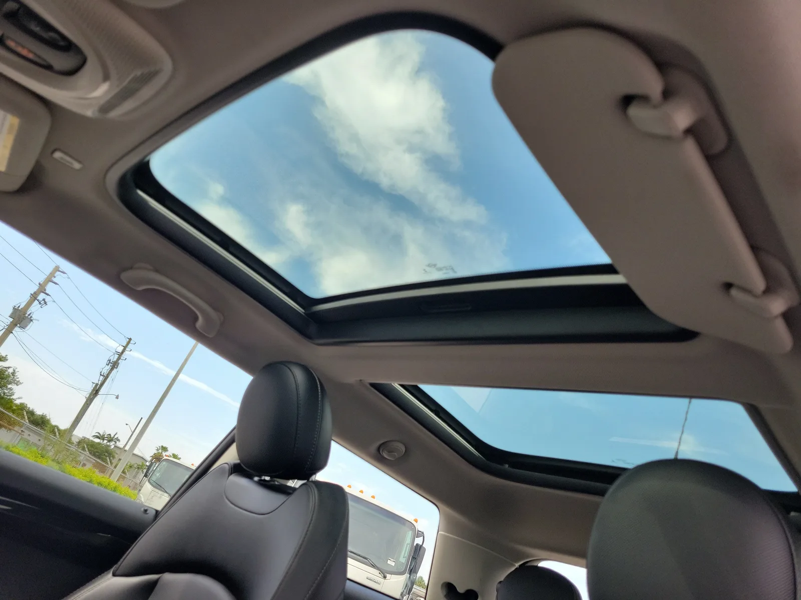 2019 MINI Hardtop 2 Door Cooper S photo 22