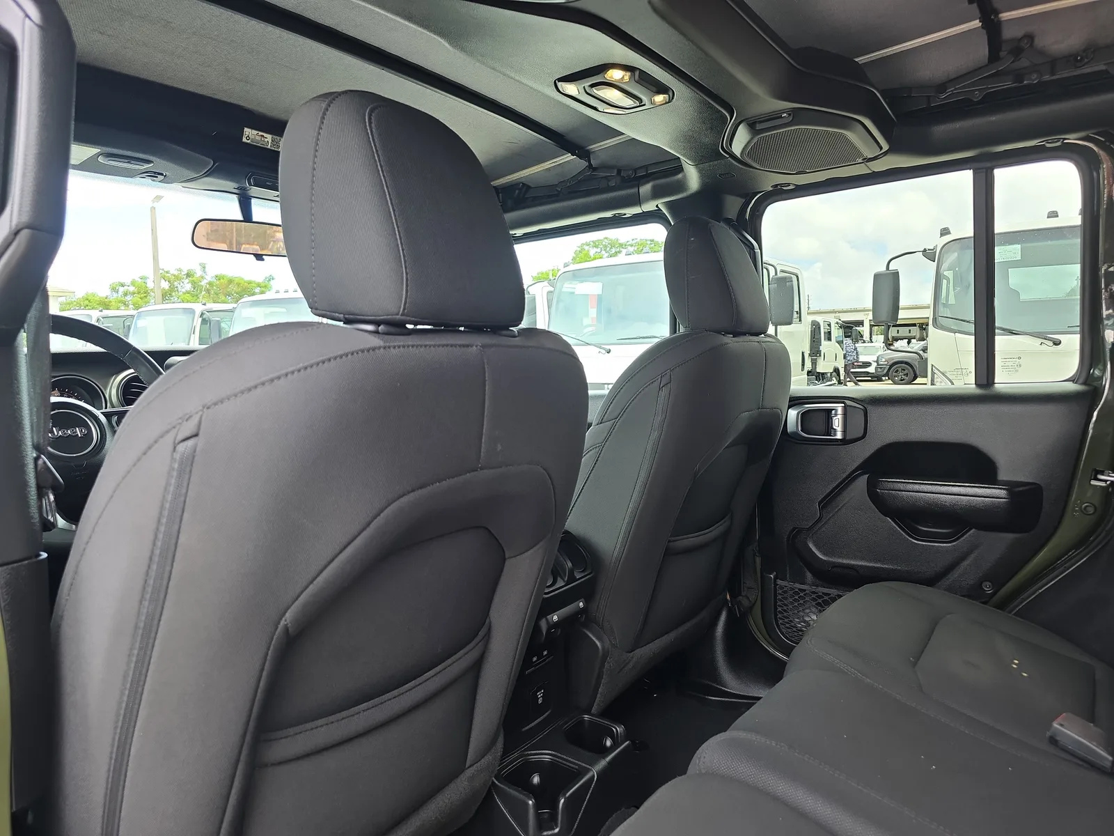 2023 Jeep Wrangler Sport S photo 16