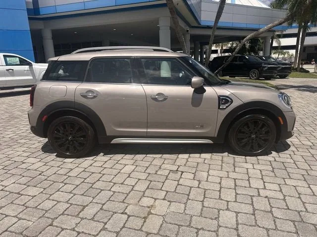 2024 MINI Countryman Cooper S photo 14