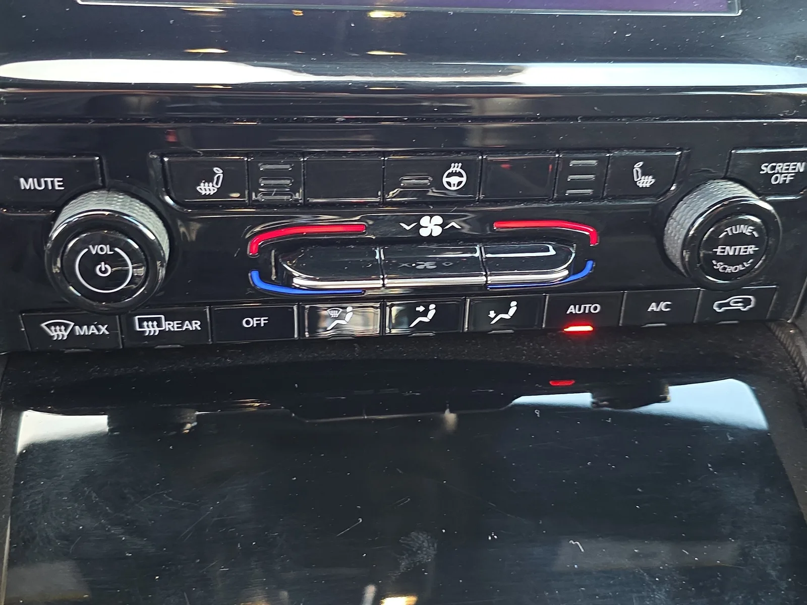 2023 Jeep Grand Cherokee L Altitude photo 31