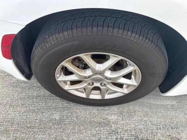 2024 Chrysler Pacifica Touring photo 20