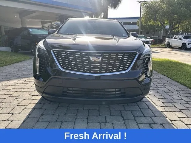 2023 Cadillac XT4 FWD Luxury photo 19