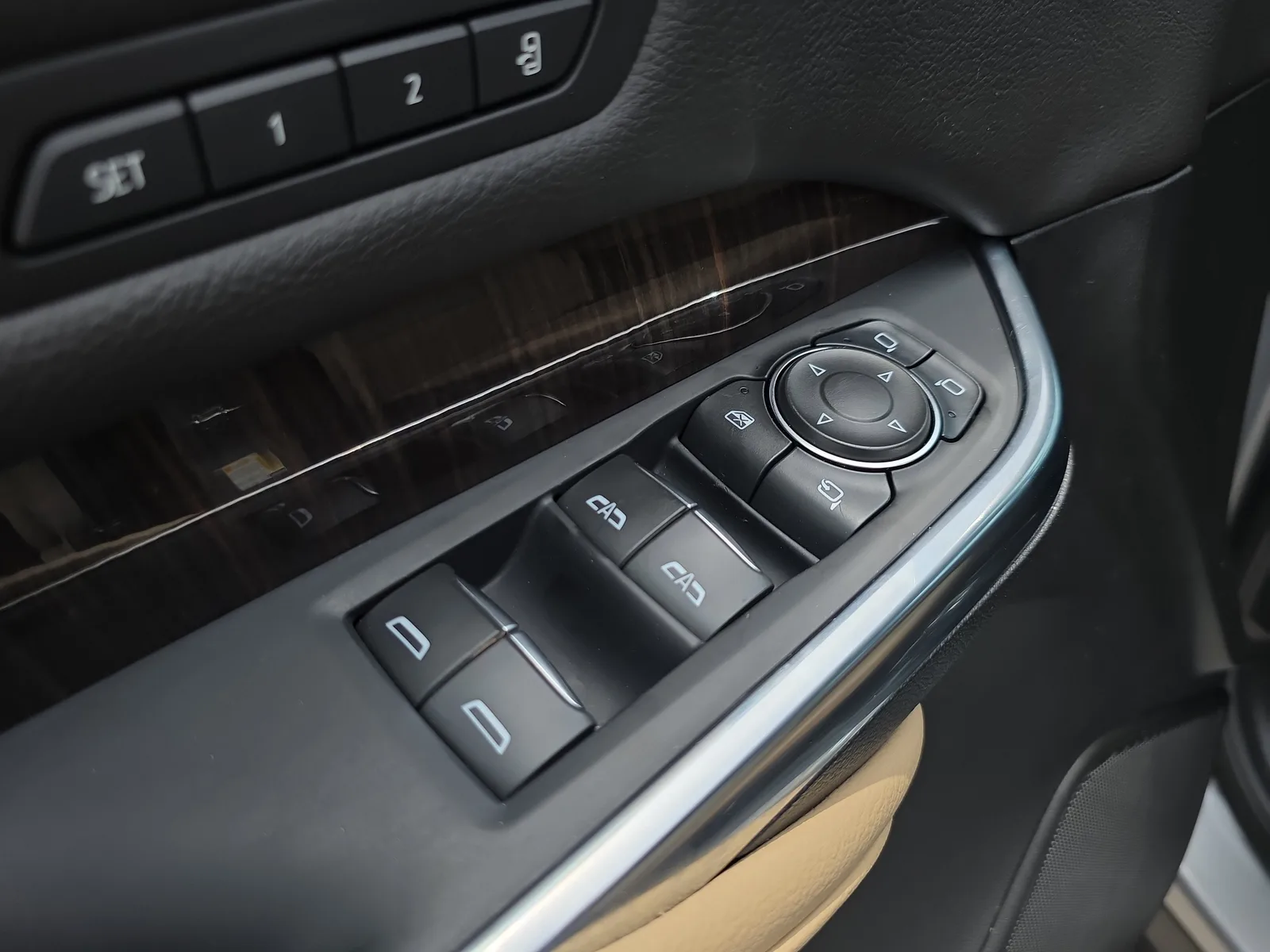 2025 Cadillac XT4 Premium Luxury photo 22