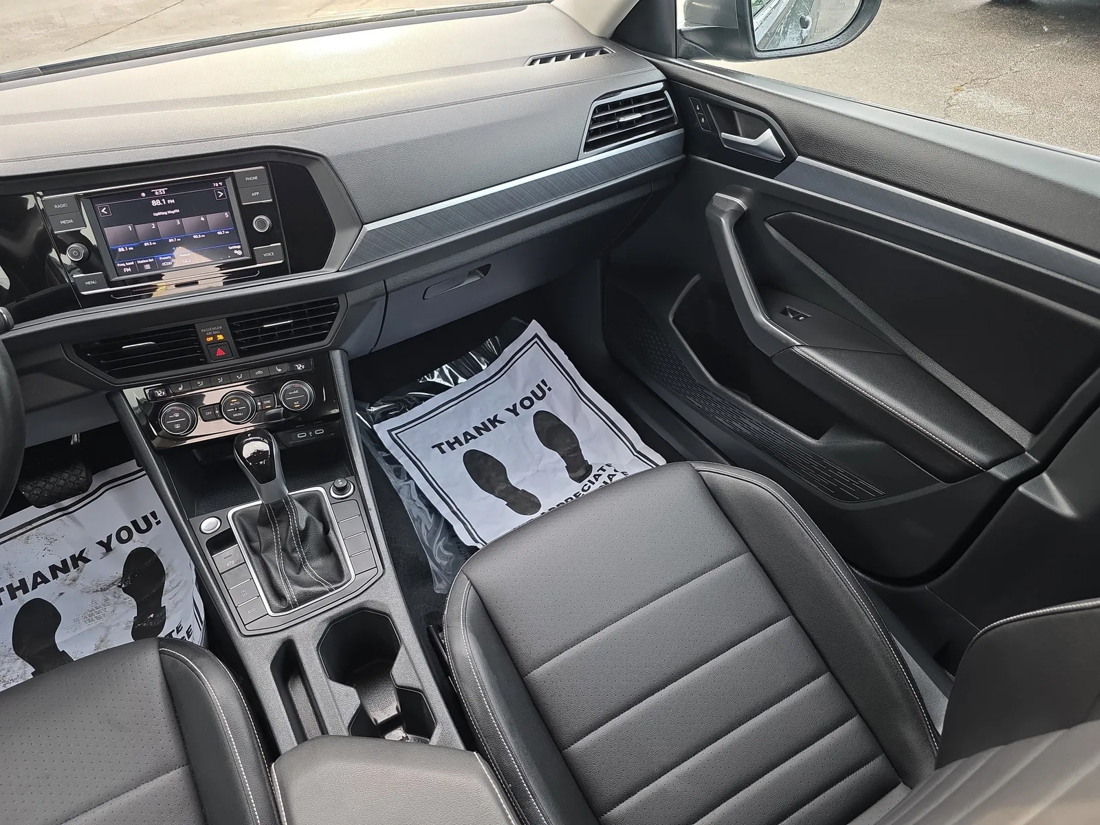 2024 Volkswagen Jetta SE photo 20