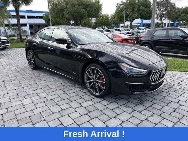 2021 Maserati Ghibli S GranLusso photo 16