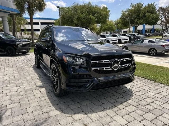 2023 Mercedes-Benz GLS GLS 580 photo 17