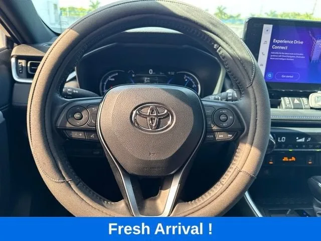 2023 Toyota RAV4 Hybrid XSE photo 6