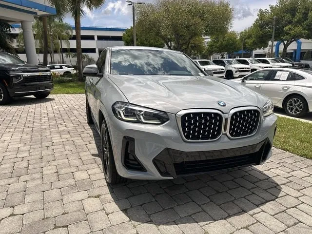 2023 BMW X4 xDrive30i photo 17