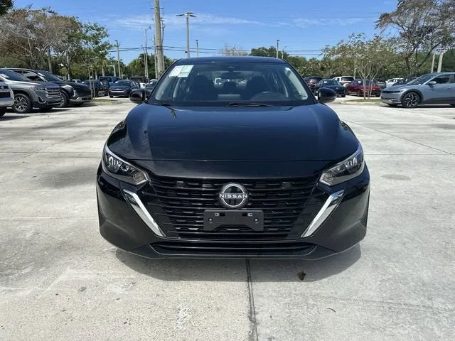 2024 Nissan Sentra SV photo 18