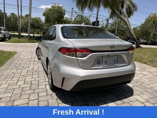 2024 Toyota Corolla LE photo 12