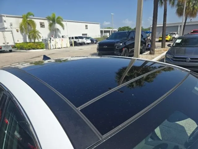 2023 Hyundai Sonata SEL Plus photo 16