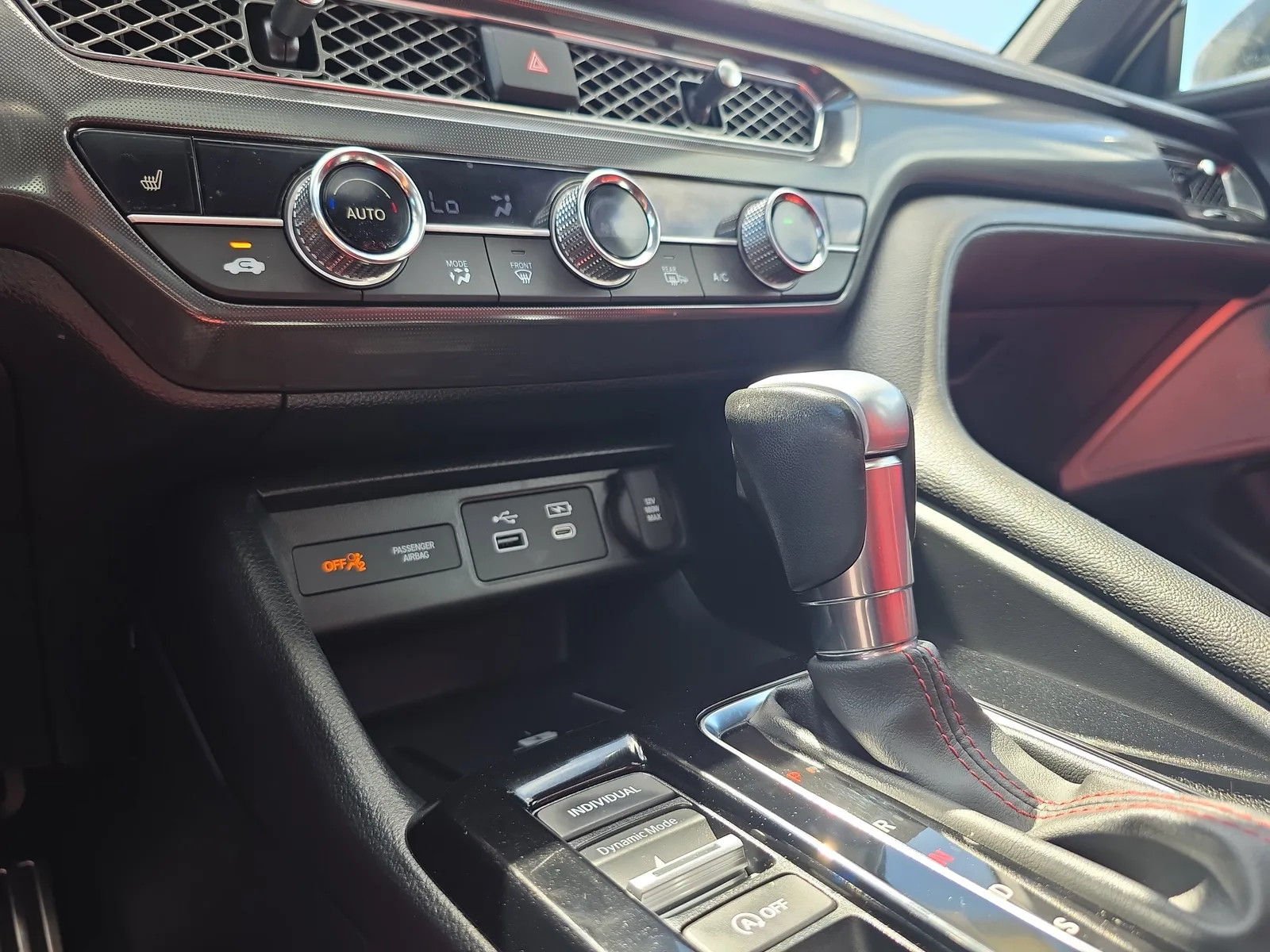 2024 Acura Integra w/A-Spec Technology Package photo 32