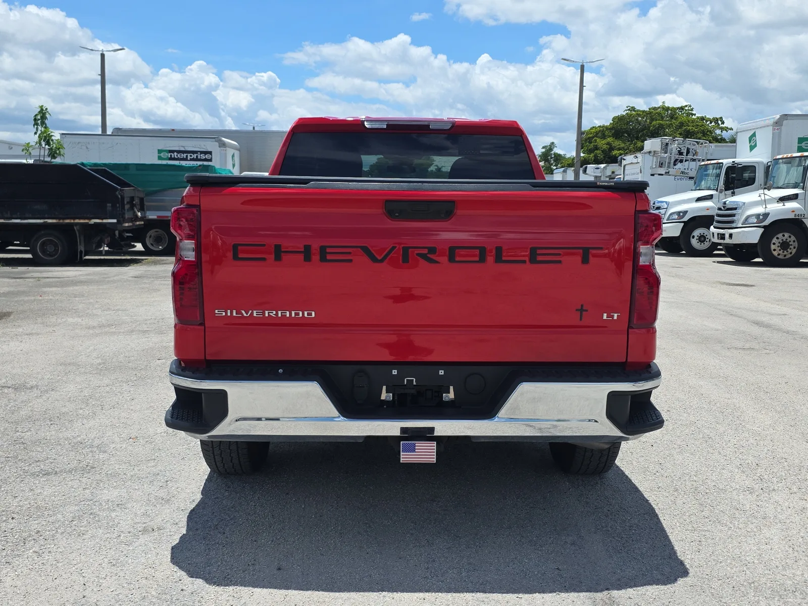 2024 Chevrolet Silverado 1500 LT photo 6