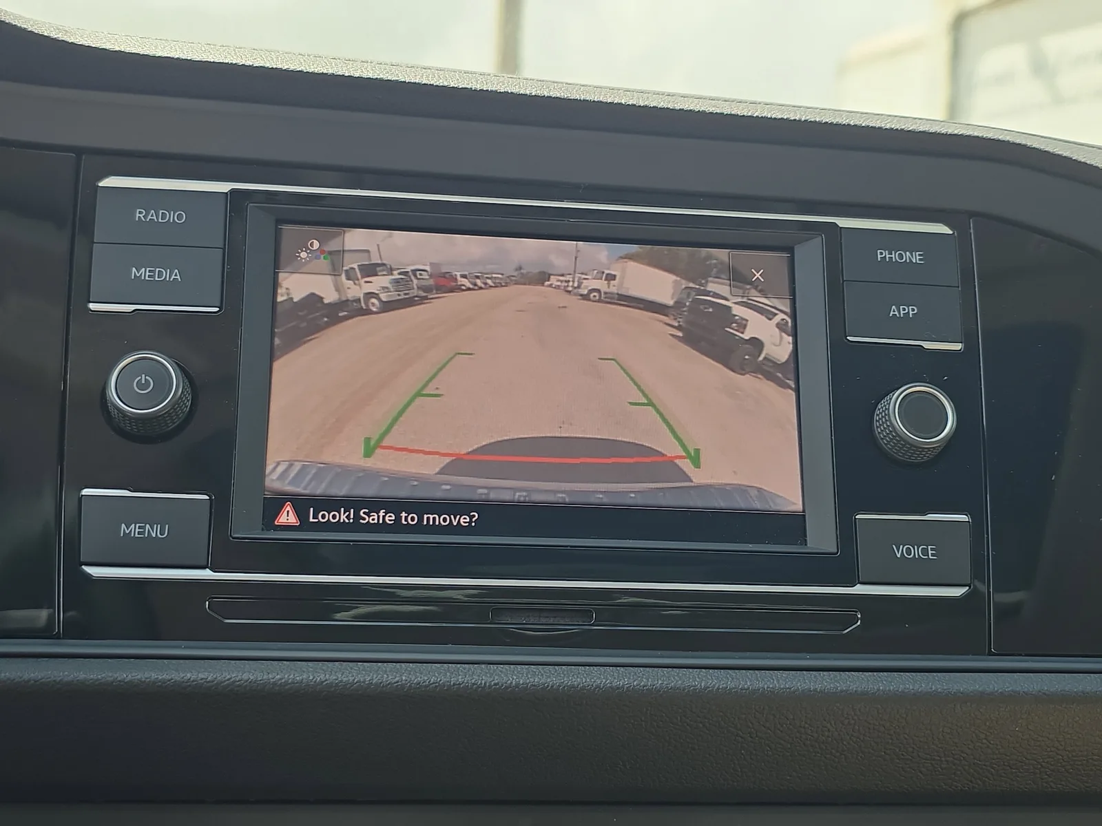 2021 Volkswagen Jetta S photo 32