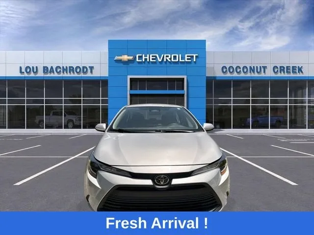 2024 Toyota Corolla LE photo 3
