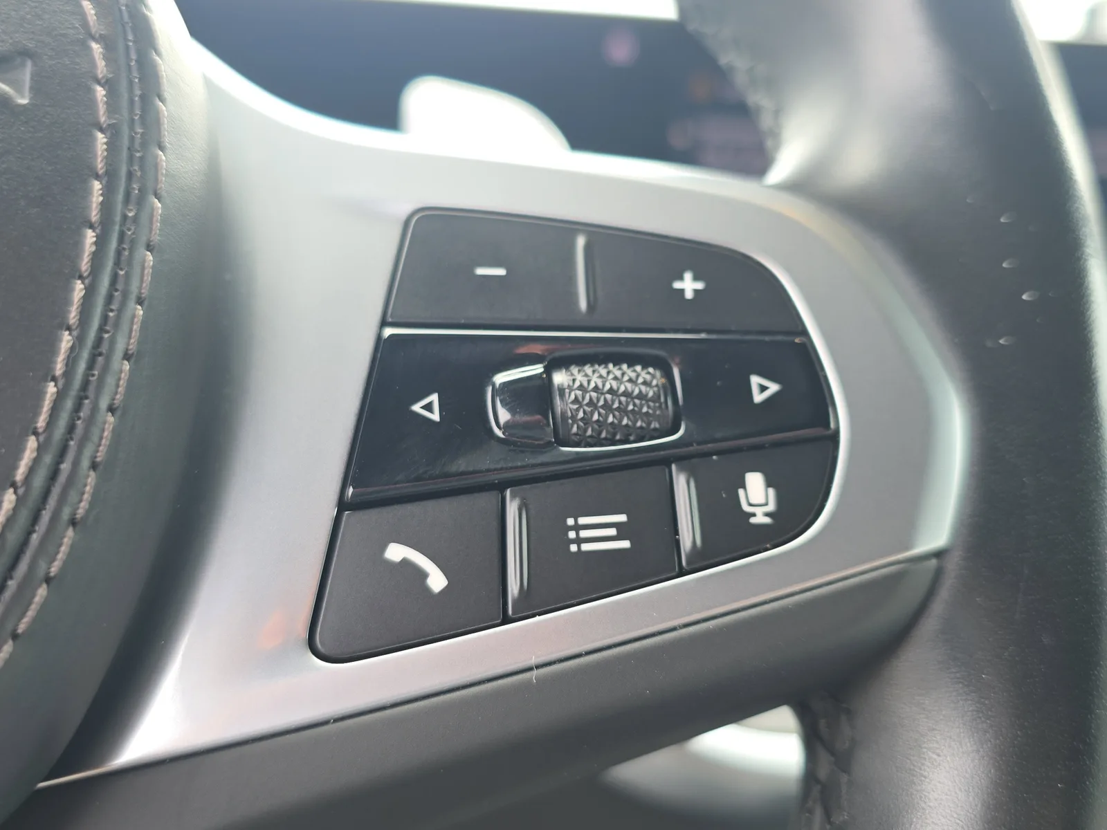 2023 BMW X7 xDrive40i photo 29
