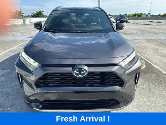 2023 Toyota RAV4 Hybrid XSE photo 16