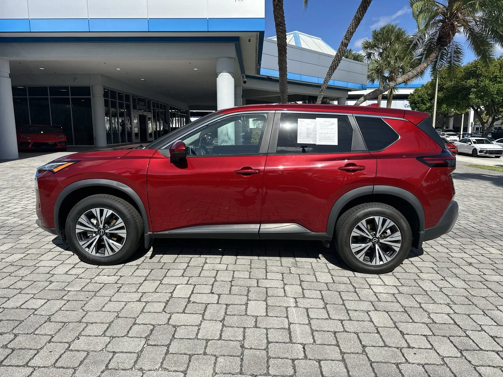 2023 Nissan Rogue SV photo 35