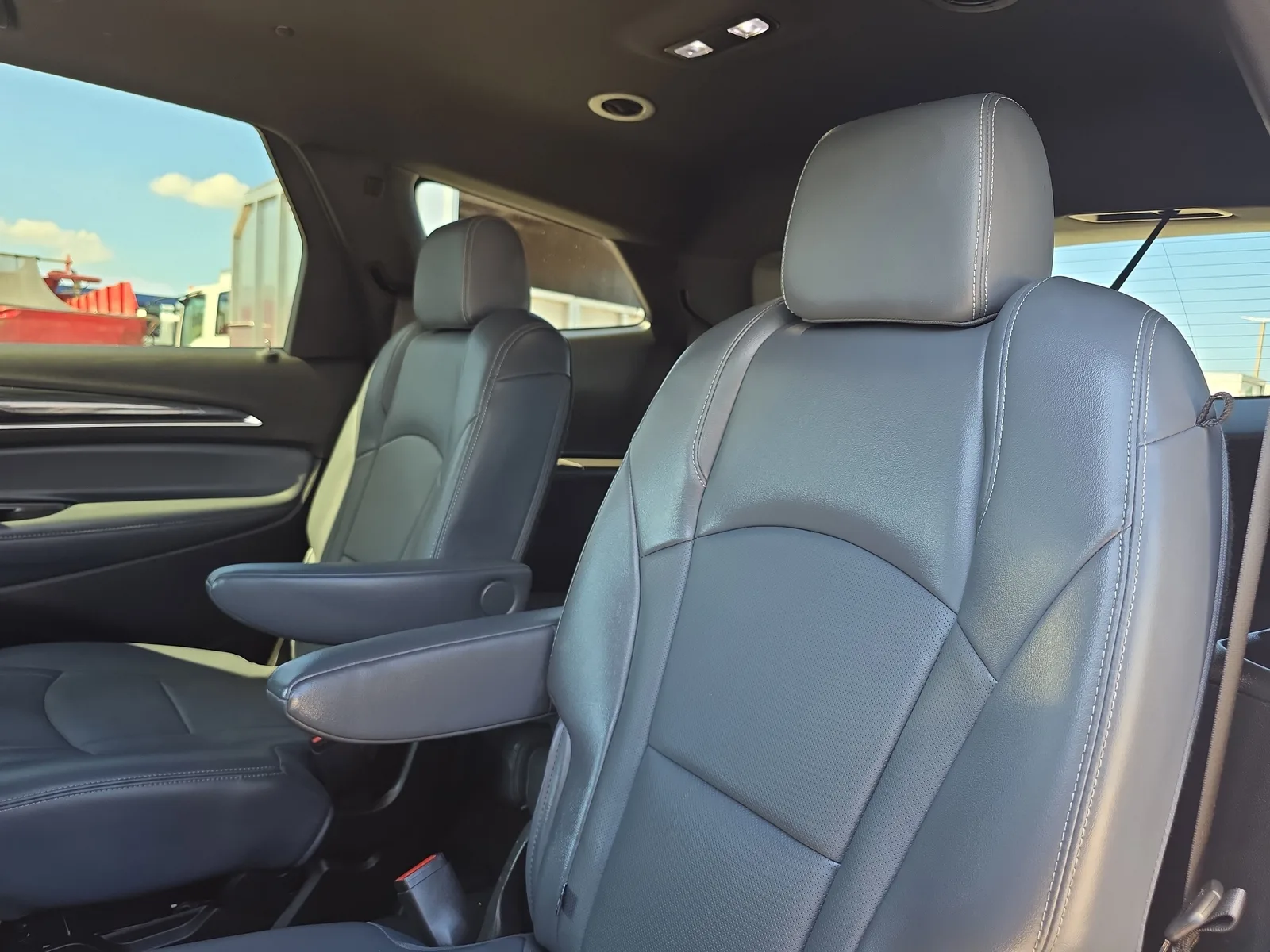 2024 Buick Enclave Essence photo 13
