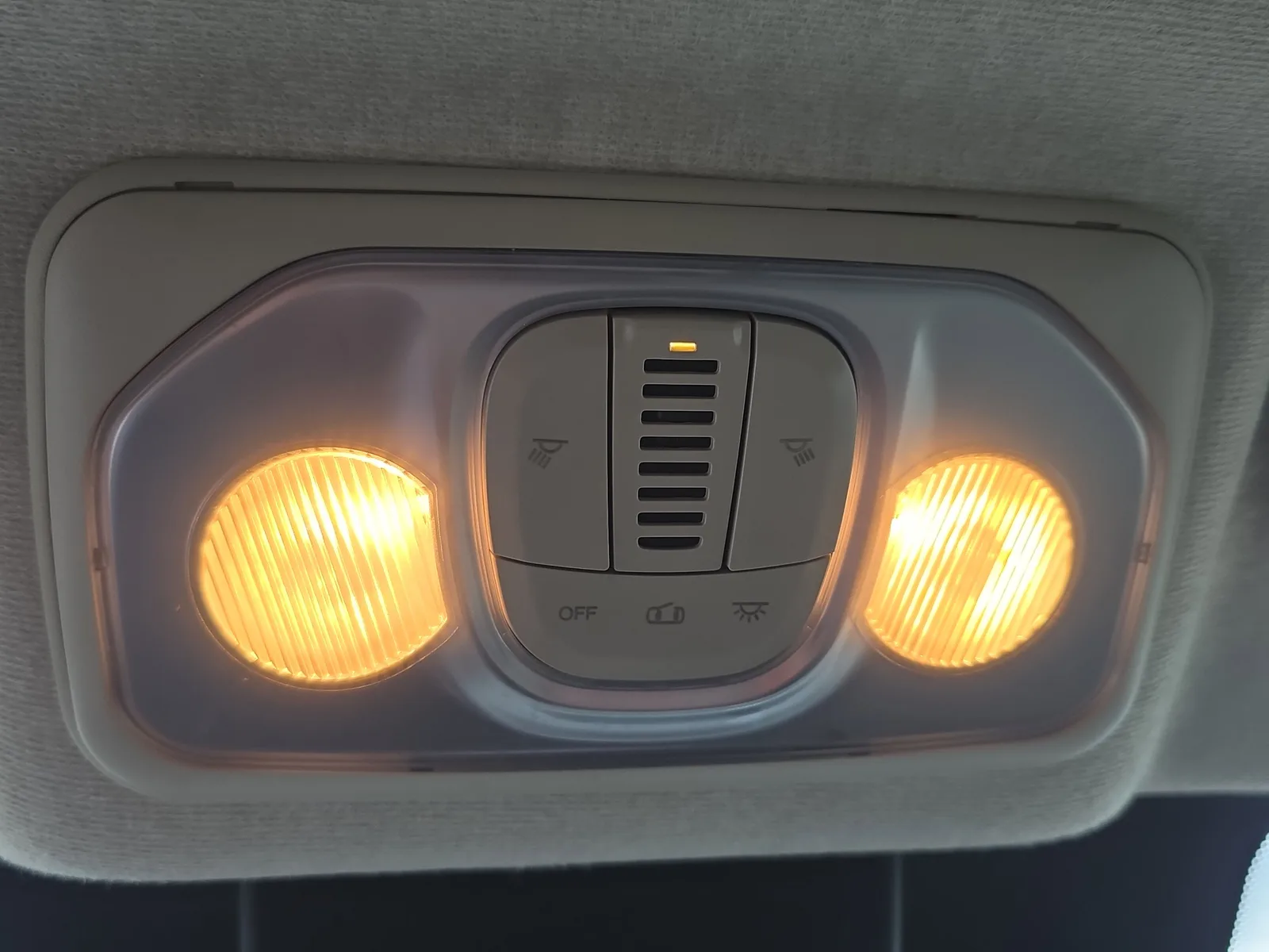 2025 RAM ProMaster Cargo Van Tradesman photo 28