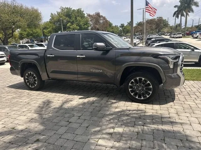 2025 Toyota Tundra 4WD Limited photo 15