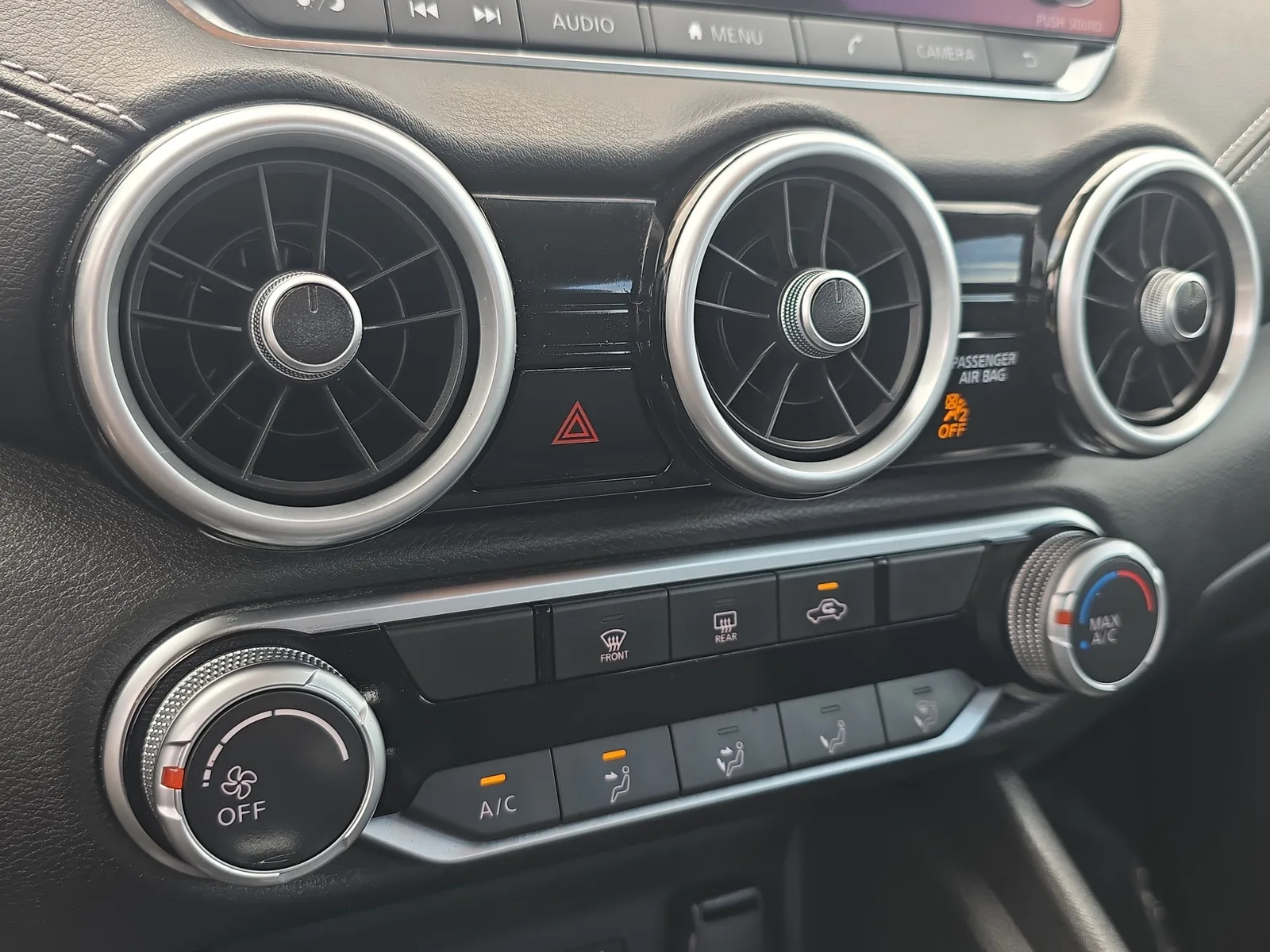 2025 Nissan Sentra SV photo 31