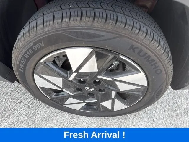 2025 Hyundai Kona SEL photo 17