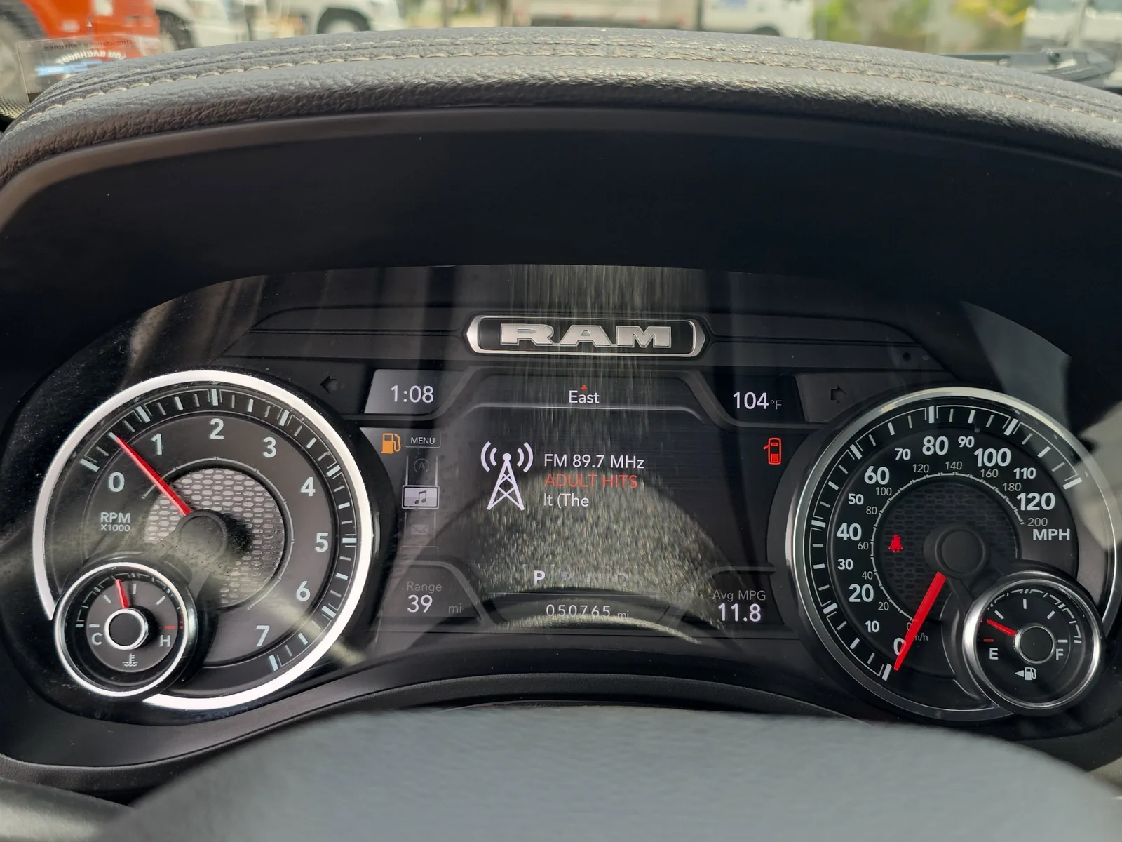 2024 RAM 1500 Laramie photo 25