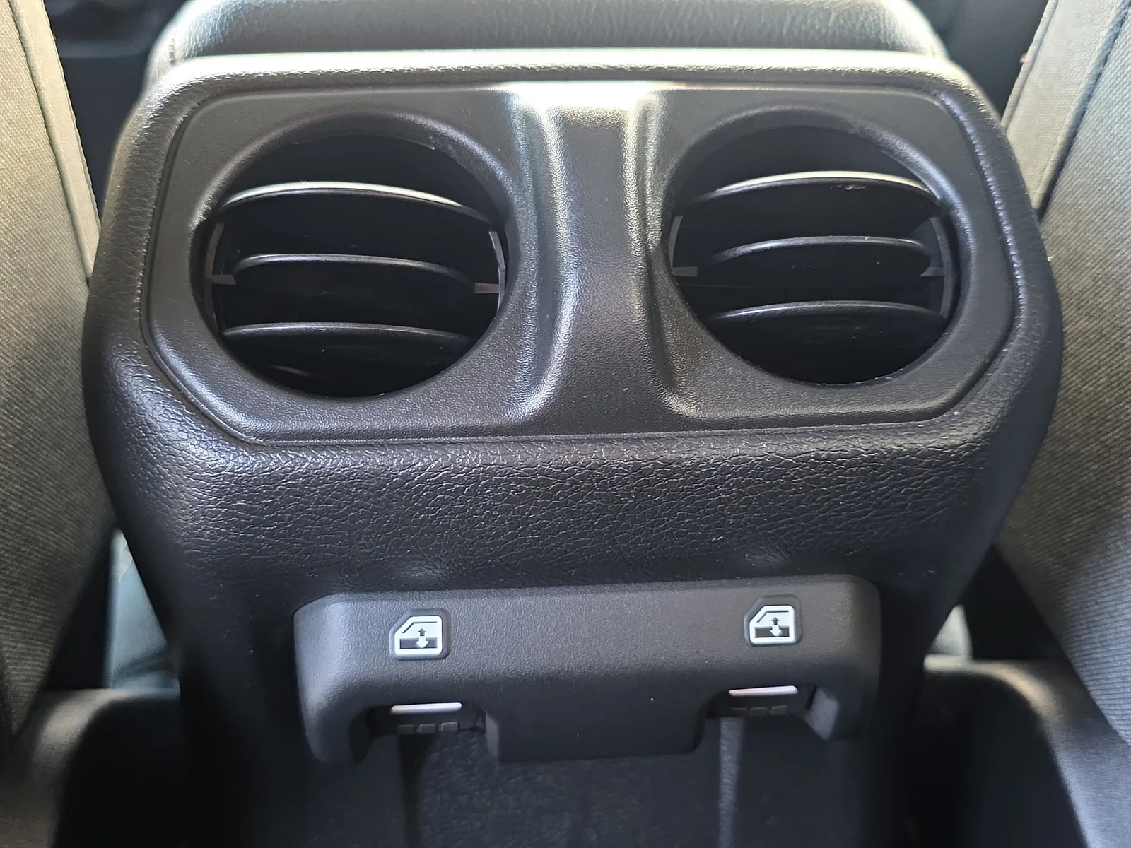 2024 Jeep Wrangler Sport S photo 15