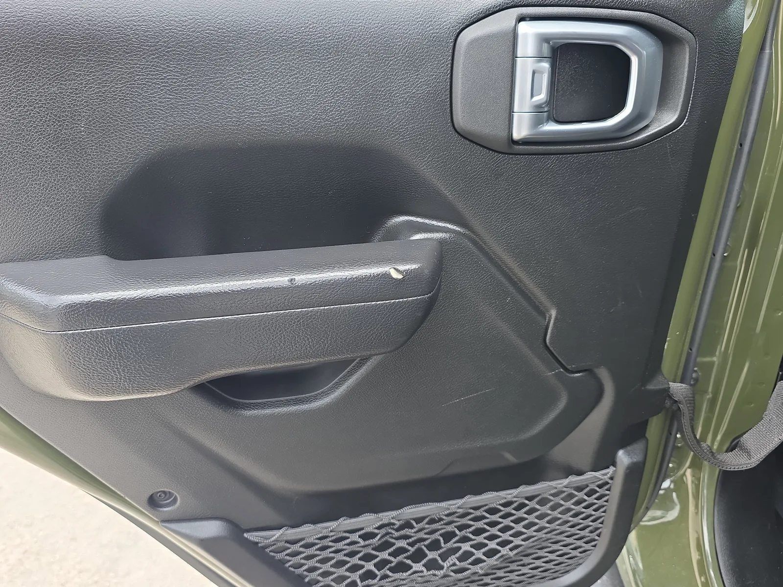 2023 Jeep Wrangler Sport S photo 13