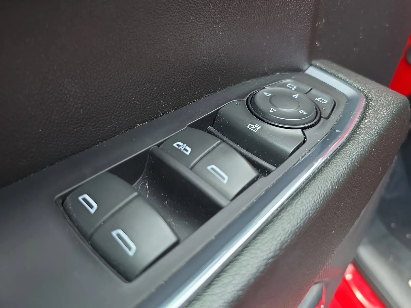 2024 Chevrolet Silverado 1500 LT photo 22