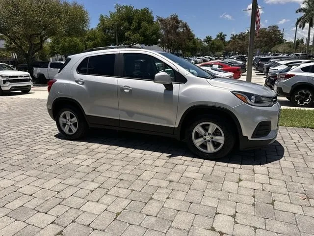 2022 Chevrolet Trax LT photo 15