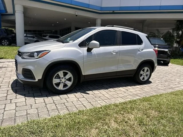 2022 Chevrolet Trax LT photo 31