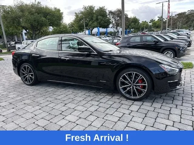 2021 Maserati Ghibli S GranLusso photo 15