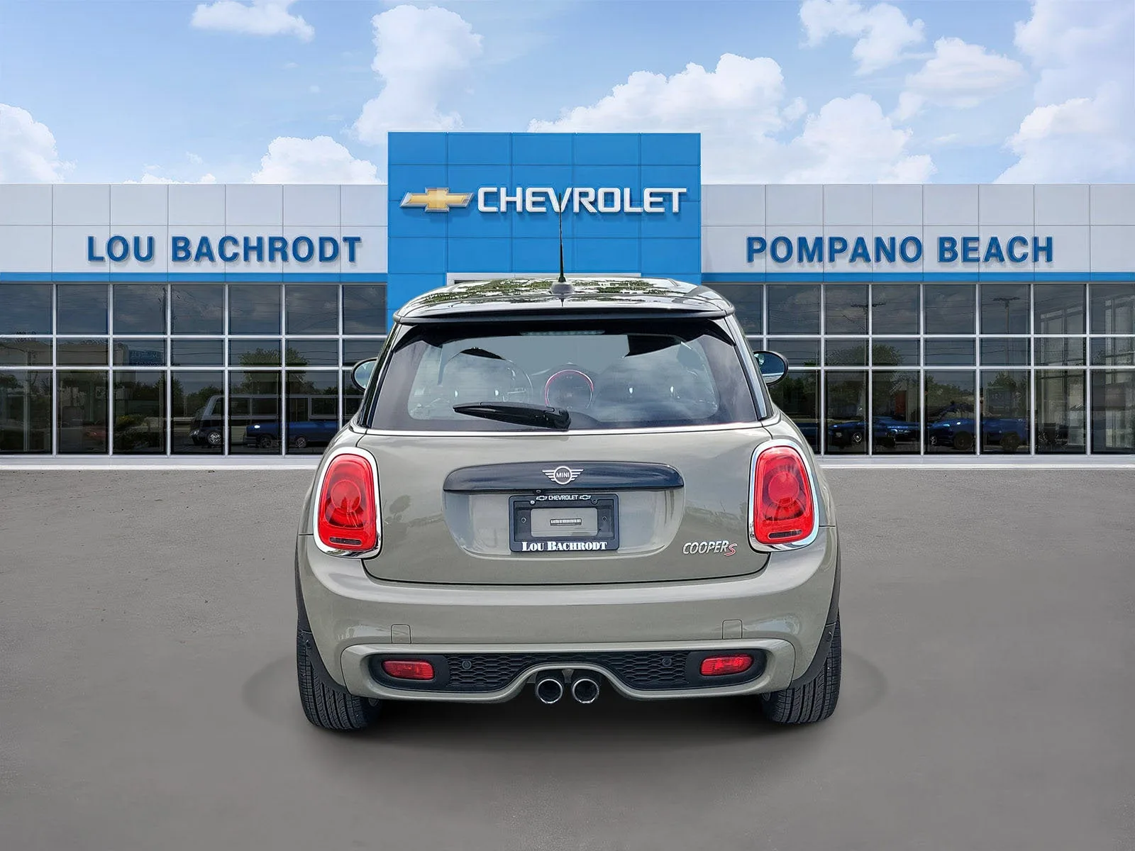 2019 MINI Hardtop 2 Door Cooper S photo 4