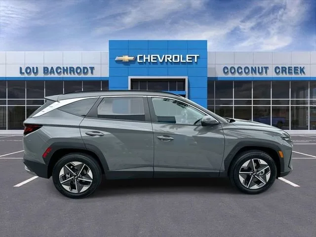 2025 Hyundai Tucson SEL photo 9