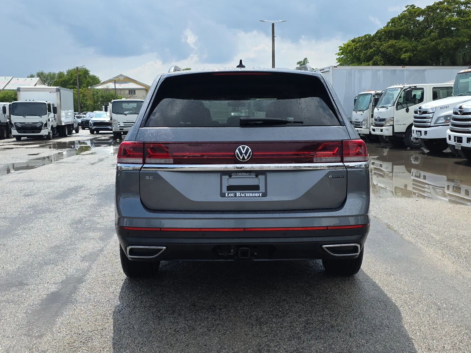 2024 Volkswagen Atlas 2.0T SE w/Technology photo 6