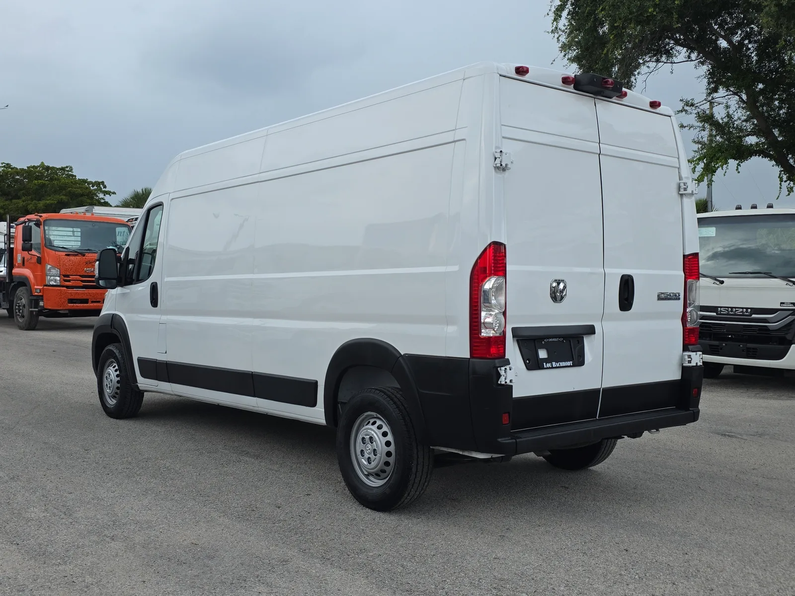2024 RAM ProMaster Cargo Van Tradesman photo 5