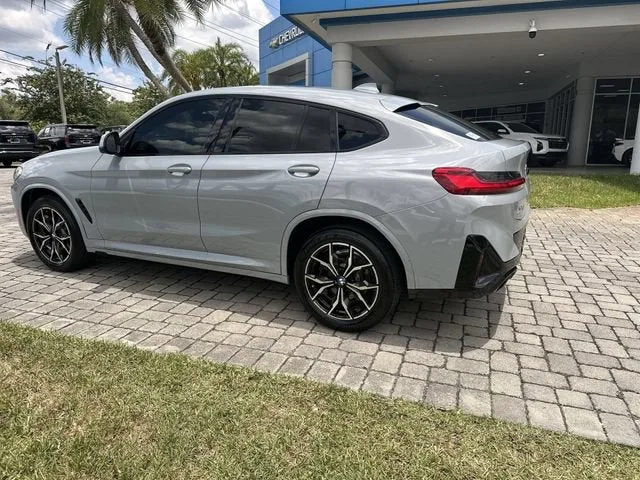 2023 BMW X4 xDrive30i photo 32