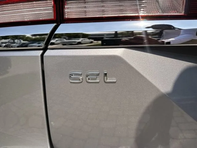 2024 Volkswagen Atlas 2.0T SEL photo 40
