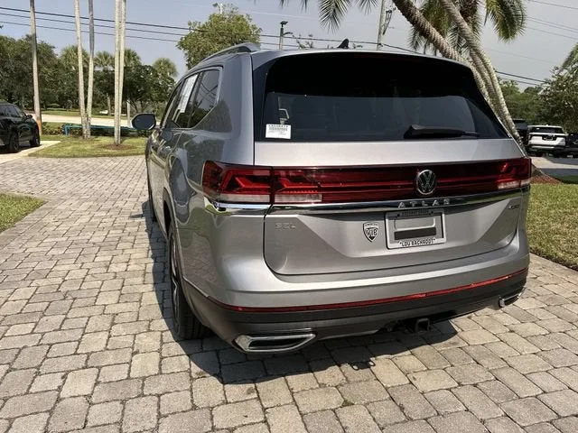 2024 Volkswagen Atlas 2.0T SEL photo 36