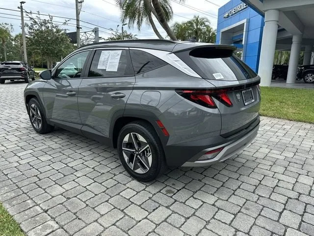 2025 Hyundai Tucson SEL photo 32