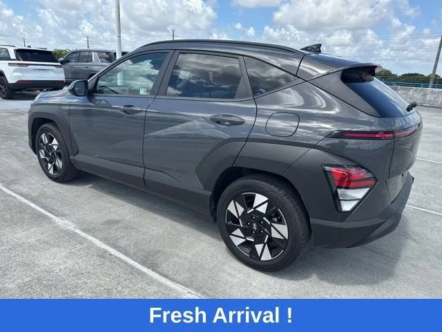 2025 Hyundai Kona SEL photo 14