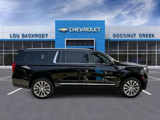 2023 GMC Yukon XL Denali photo 9